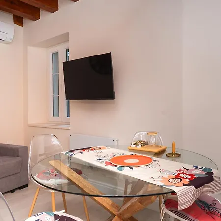 Sizgoric Palace * Sibenik