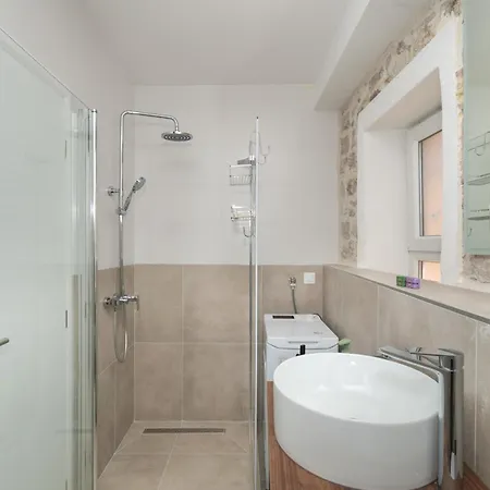 Apartment Sizgoric Palace