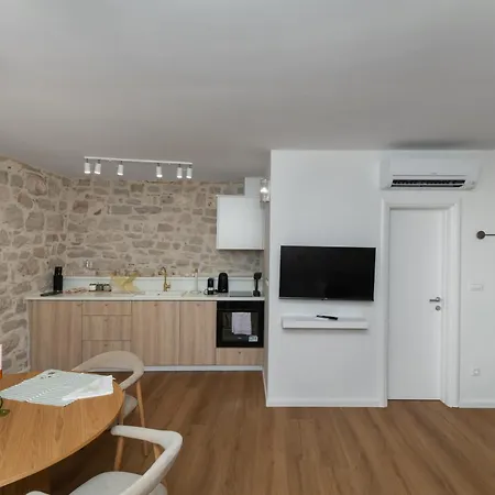 Apartment Sizgoric Palace