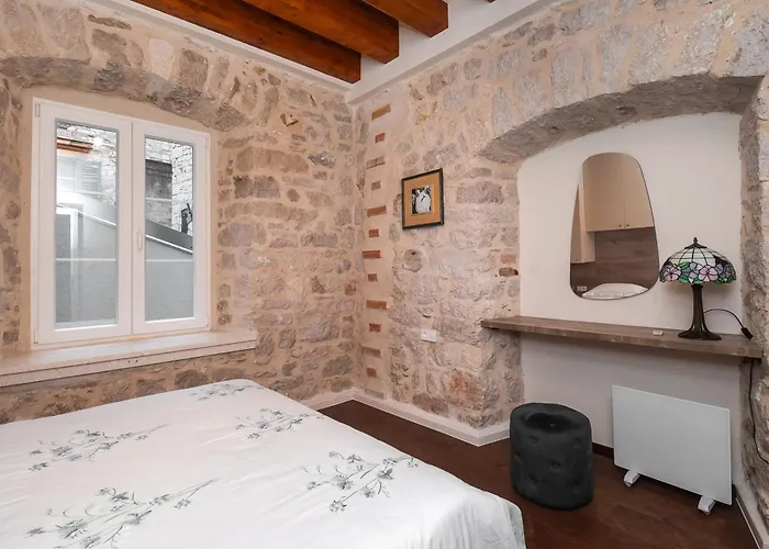 Sizgoric Palace * Šibenik